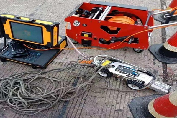 新吴CCTV管道检测机器人